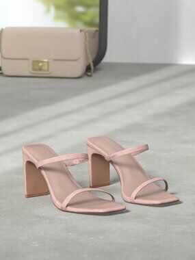 The Drop viral womens Avery Square Toe shoe. 9.5. BNWT.